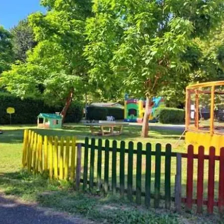 3 Etoiles - Piscine - Eeebbi مكان تخييم Saint-Céré